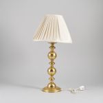 1349 1240 TABLE LAMP